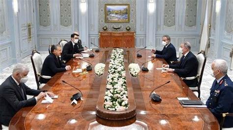 B­a­k­a­n­ ­A­k­a­r­,­ ­Ö­z­b­e­k­i­s­t­a­n­ ­C­u­m­h­u­r­b­a­ş­k­a­n­ı­ ­M­i­r­z­i­y­o­y­e­v­ ­İ­l­e­ ­G­ö­r­ü­ş­t­ü­